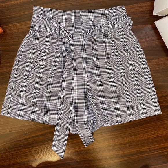 Zara shorts - Picture 1 of 1